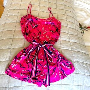 Lilly Pulitzer silky romper pink/blue/white XS